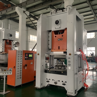 Mua Sản xuất đồ dùng bàn dùng một lần 4 khoang 12000 PC / giờ Capacity online manufacture