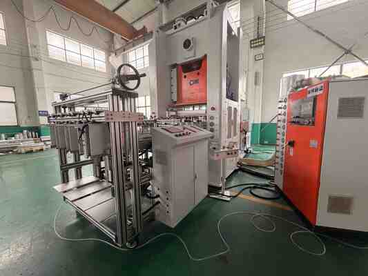Mua LK-T80 Máy chứa nhựa nhôm với cấu trúc loại H cho 12000pcs / giờ Độ ổn định thép chính xác cao sản xuất trực tuyến
