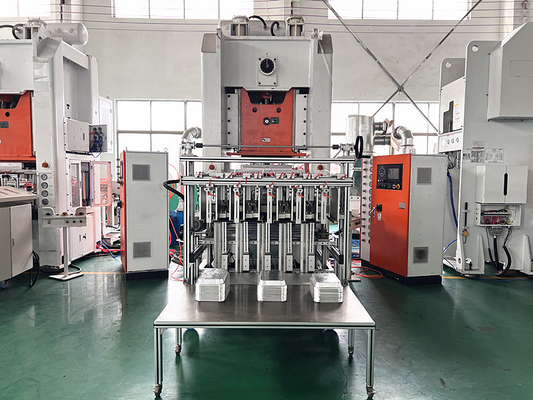 Máy làm hộp cơm bằng lá nhôm 3 pha 50HZ 380V 13 tấn dùng trong gia đình
