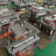 Mường mịn nhôm nhựa chứa đấm khuôn thiết kế tùy chỉnh