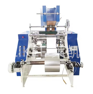 Máy cắt và cuộn màng tự động tốc độ cao 1600kg với 6 trục