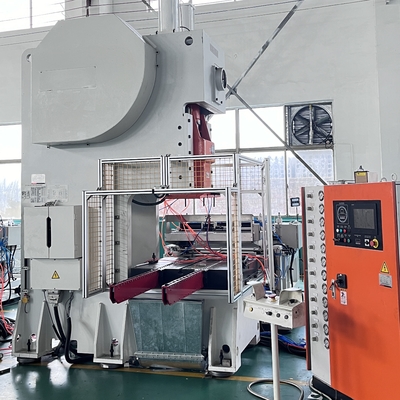 Máy làm khay nhôm lá 3 khoang, khổ tối đa 950mm