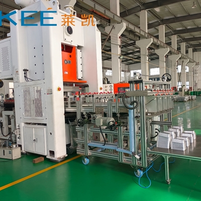 Máy làm hộp đựng thực phẩm bằng giấy nhôm Siemens Motors loại H với công suất 4 khoang