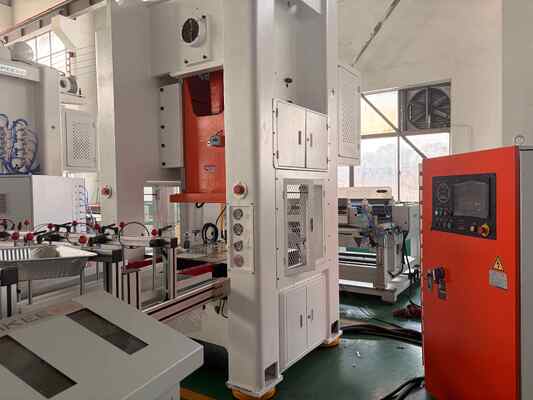 Máy làm khay nhôm OEM Tái chế Thực phẩm Vàng Strip Tray