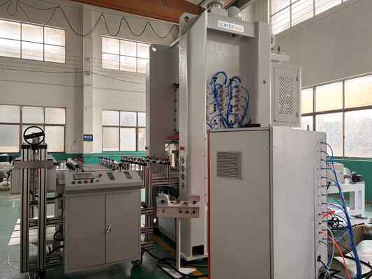 LK-T80 Máy chứa giấy nhôm tiết kiệm chi phí lao động với 1-2 công nhân