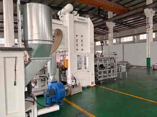 Máy làm lá nhôm LK-T80 với hoạt động liên tục 24/7, công suất ép 80 tấn và điều khiển PLC Mitsubishi