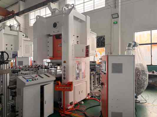 Máy làm lá nhôm LK-T80 với màn hình cảm ứng Mitsubishi PLC, máy ép 80 tấn và khuôn 4 khoang